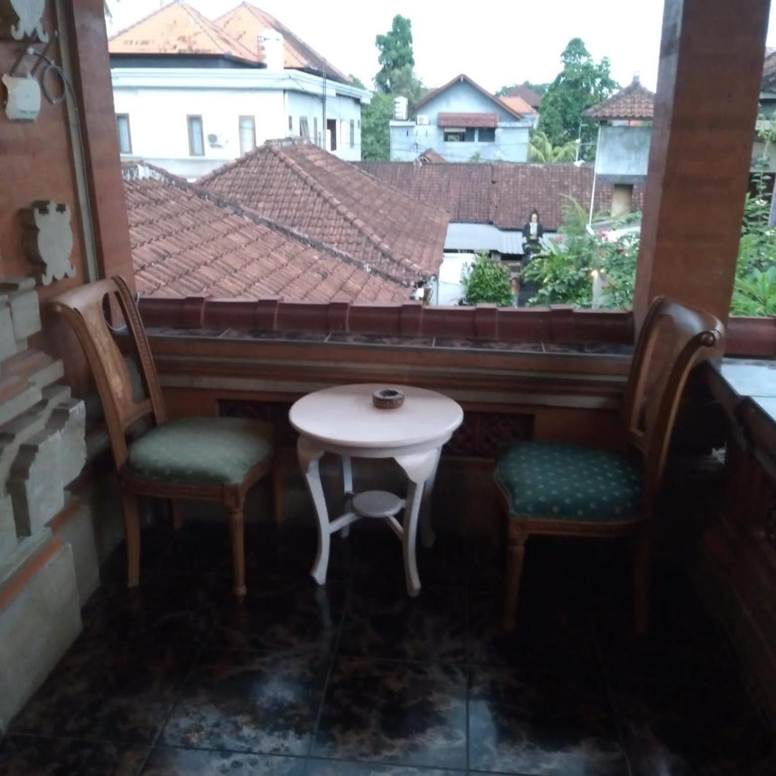 Inn Between Убуд Екстер'єр фото