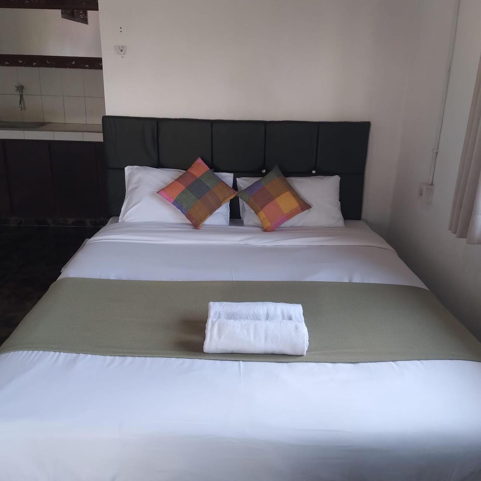 Inn Between Убуд Екстер'єр фото