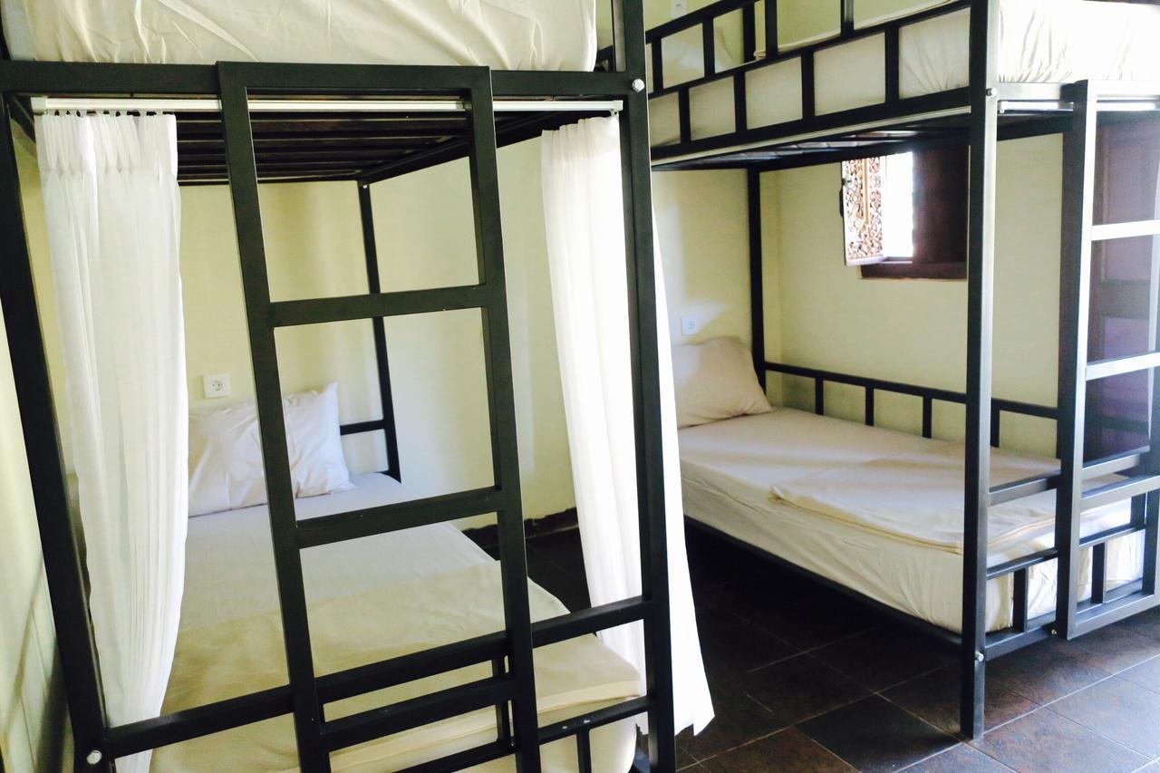 Inn Between Убуд Екстер'єр фото