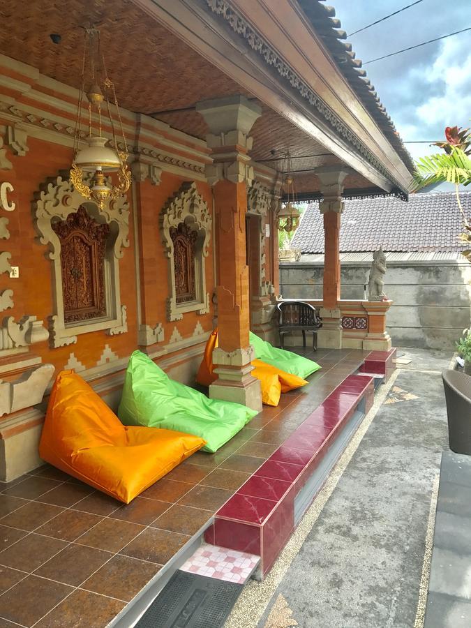 Inn Between Убуд Екстер'єр фото